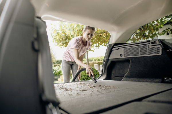 Aspirador Solido y Liquido Karcher KWD 2 W